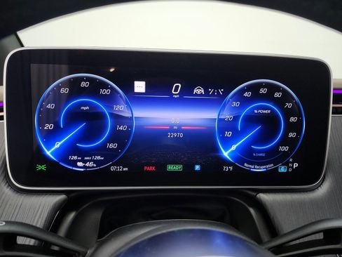 Used 2023 Mercedes-Benz EQE 350+ SUV image 12