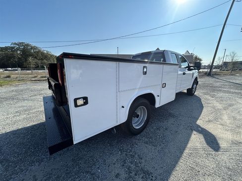 Used 2019 Ford F350 XL image 5