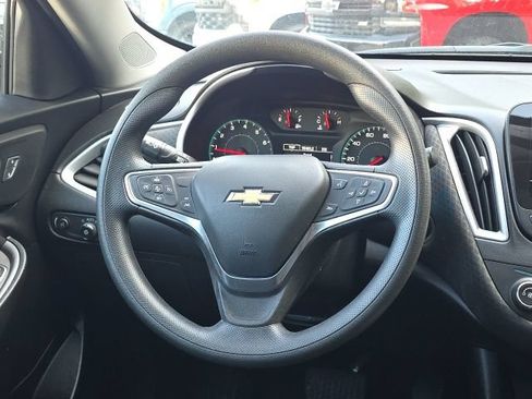 Used 2023 Chevrolet Malibu LS FWD image 30