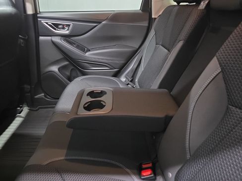 Used 2019 Subaru Forester Premium w/ All-Weather Package AWD/4WD image 10