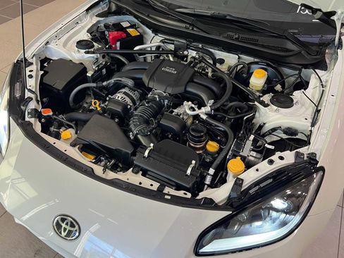 New 2026 Toyota GR86 Premium w/ ALL Weather Mat Package (TMS) image 9