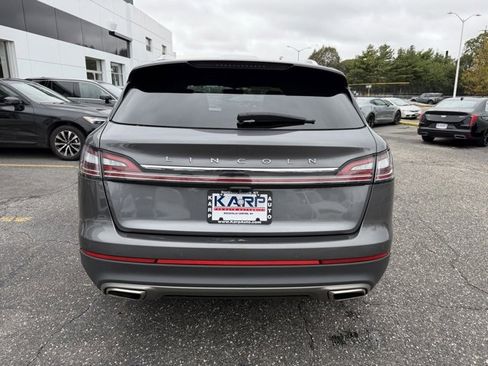 Used 2022 Lincoln Nautilus Reserve image 9