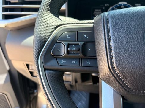 Used 2025 Toyota Sequoia Limited AWD/4WD image 24
