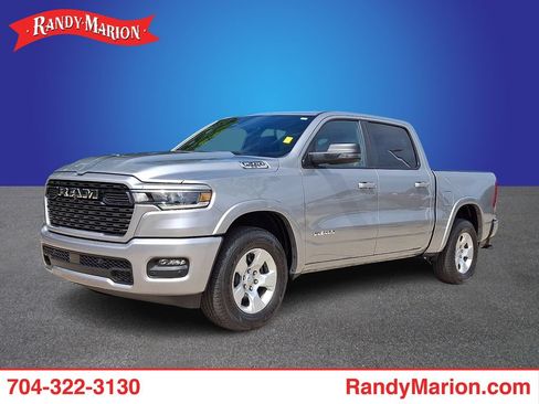 Used 2025 RAM 1500 Big Horn AWD/4WD image 1