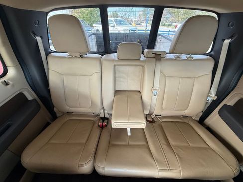 Used 2014 Ford F150 Lariat w/ Equipment Group 502A Luxury image 33