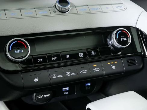 New 2026 Hyundai Elantra Limited image 55