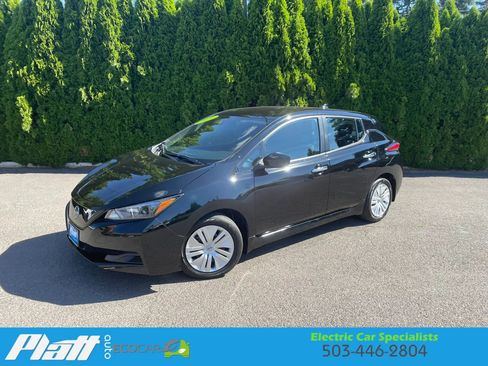 Used 2025 Nissan Leaf S FWD image 3