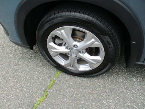 Certified 2024 Honda HR-V LX image 9