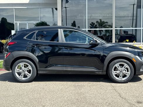 Used 2023 Hyundai Kona SEL FWD image 4