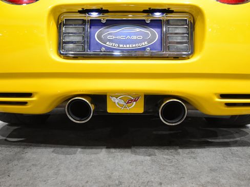 Used 2003 Chevrolet Corvette Convertible w/ Preferred Equipment Group1 image 16