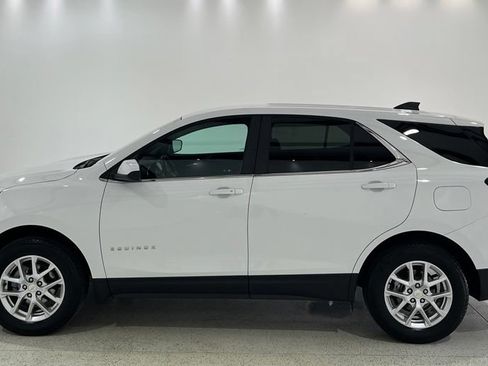 Used 2024 Chevrolet Equinox LT w/ LPO, Floor Liner Package AWD/4WD image 2