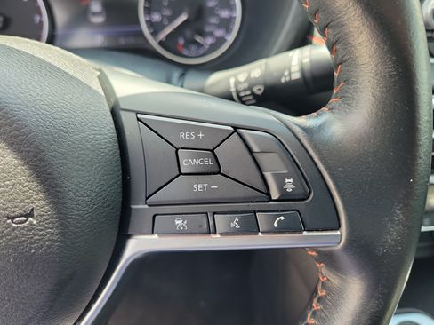Certified 2024 Nissan Sentra SR FWD image 17