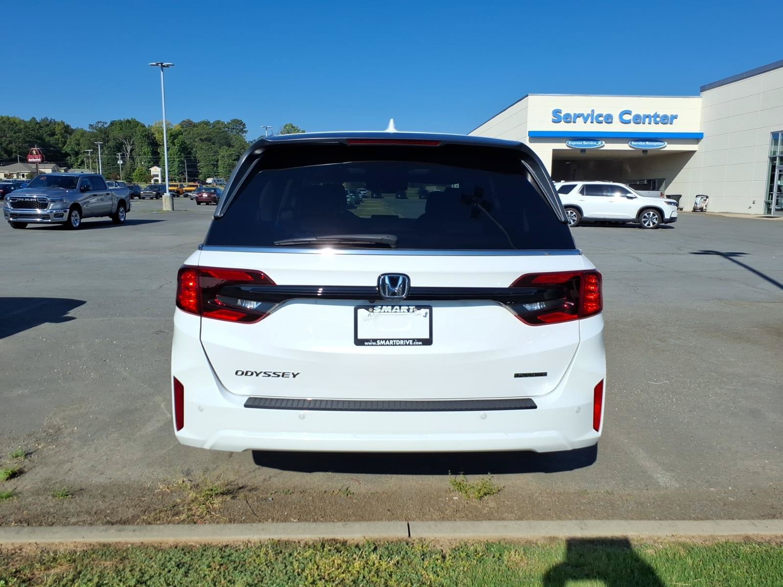 Used 2026 Honda Odyssey Touring image 4