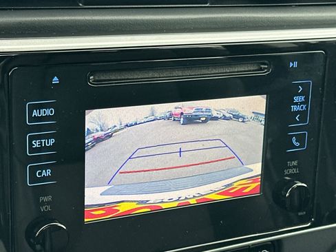 Used 2019 Toyota Corolla SE w/ Protection Package image 18