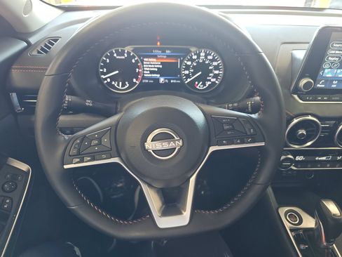 Used 2025 Nissan Sentra SR w/ Midnight Edition FWD image 8