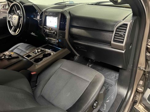 Used 2019 Ford Expedition Max XLT RWD image 29