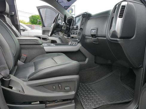 Used 2018 Chevrolet Silverado 1500 LTZ Z71 w/ LTZ Plus Package AWD/4WD image 12