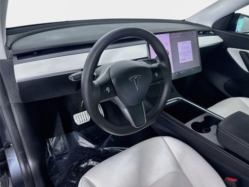 Used 2021 Tesla Model Y Performance AWD/4WD image 9
