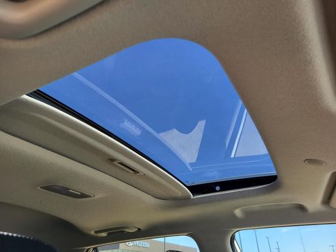 New 2026 Hyundai Venue SEL FWD image 8