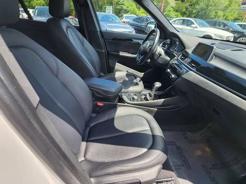 Used 2017 BMW X1 sDrive28i FWD image 15