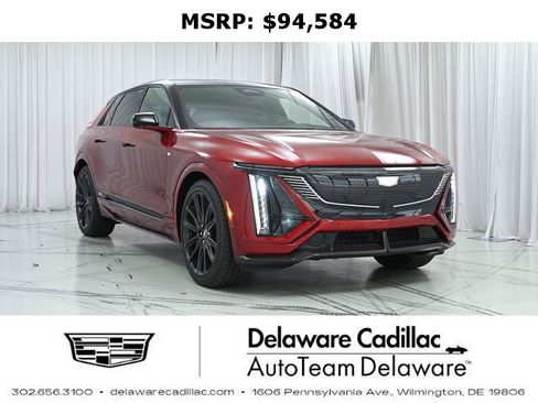 New 2026 Cadillac Lyriq V w/ Exterior Carbon Fiber Package AWD/4WD image 1