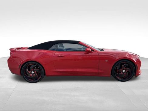 Used 2018 Chevrolet Camaro LT w/ RS Package image 9