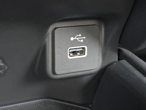 Used 2025 Honda HR-V Sport image 8