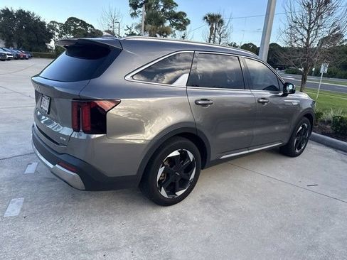 Used 2025 Kia Sorento EX AWD/4WD image 5