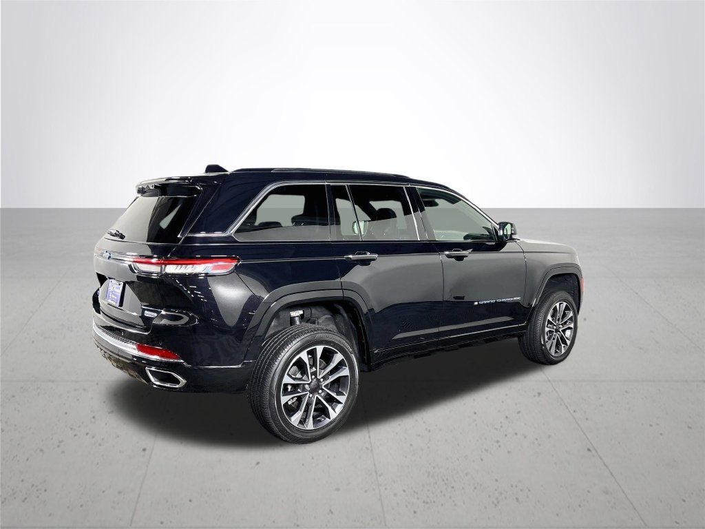 Certified 2023 Jeep Grand Cherokee Overland w/ Advanced Protech Group III AWD/4WD image 7