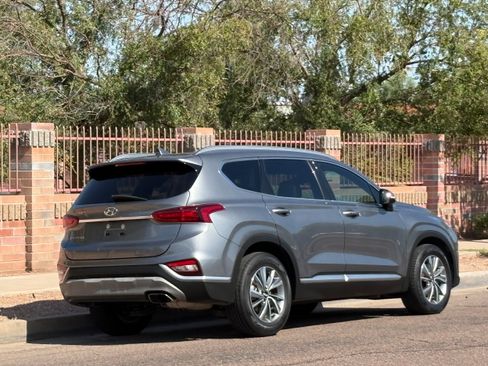 Used 2019 Hyundai Santa Fe Limited FWD image 10