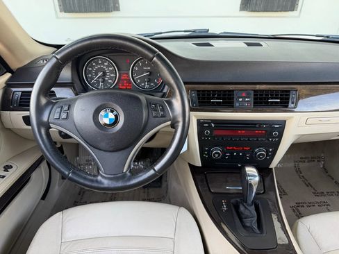 Used 2013 BMW 328i xDrive Coupe image 16