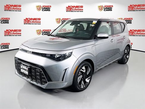 Used 2023 Kia Soul GT-Line image 14
