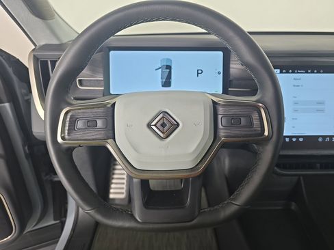 Used 2024 Rivian R1S Adventure AWD/4WD image 28
