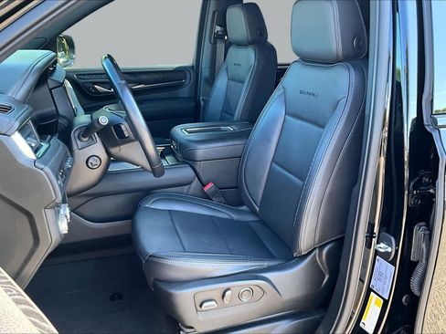 Used 2021 GMC Yukon Denali AWD/4WD image 7