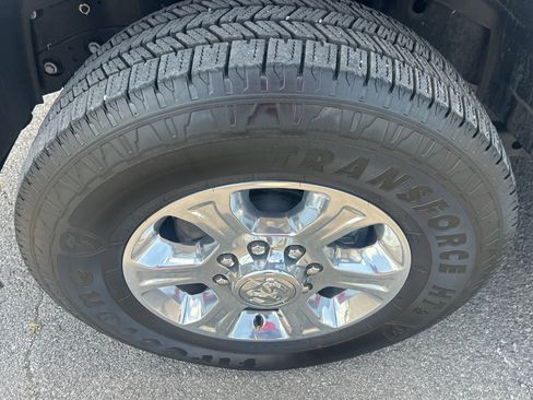 Certified 2026 RAM 2500 Big Horn AWD/4WD image 9