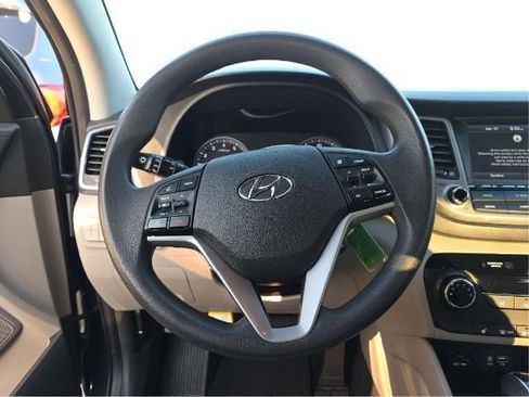 Used 2018 Hyundai Tucson SEL FWD image 6