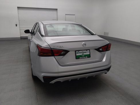 Used 2022 Nissan Altima 2.5 S FWD image 6