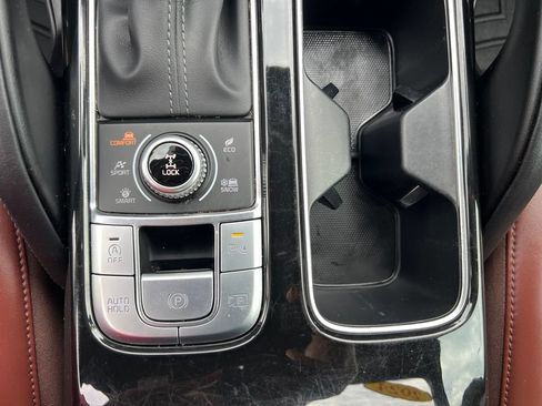 Used 2024 Kia Telluride SX Prestige AWD/4WD image 37