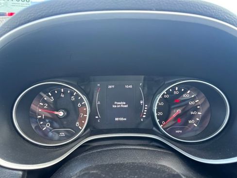 Used 2019 Jeep Compass Latitude image 17