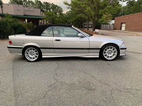 Used 1999 BMW M3 Convertible image 8
