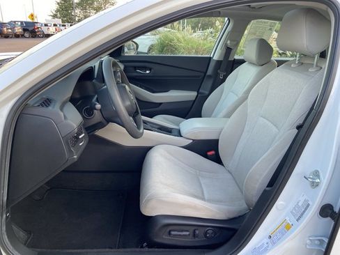Used 2024 Honda Accord EX image 34