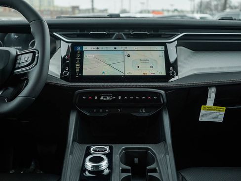 New 2026 Jeep Cherokee Limited AWD/4WD image 17