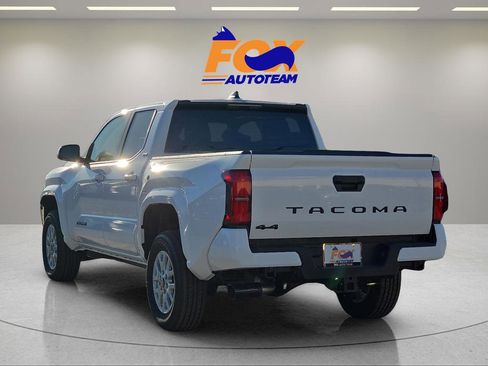 New 2026 Toyota Tacoma SR5 AWD/4WD image 3