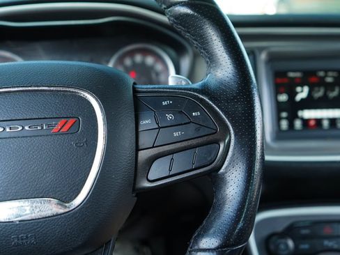 Used 2022 Dodge Challenger GT RWD image 31