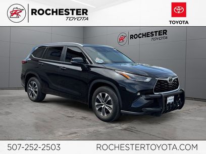 Used 2023 Toyota Highlander XLE