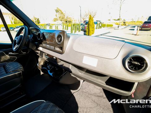 New 2024 Mercedes-Benz Sprinter 3500 image 19