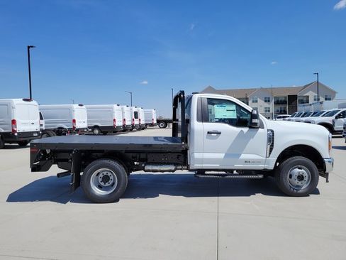 New 2025 Ford F350 XL w/ XL Chrome Package image 2