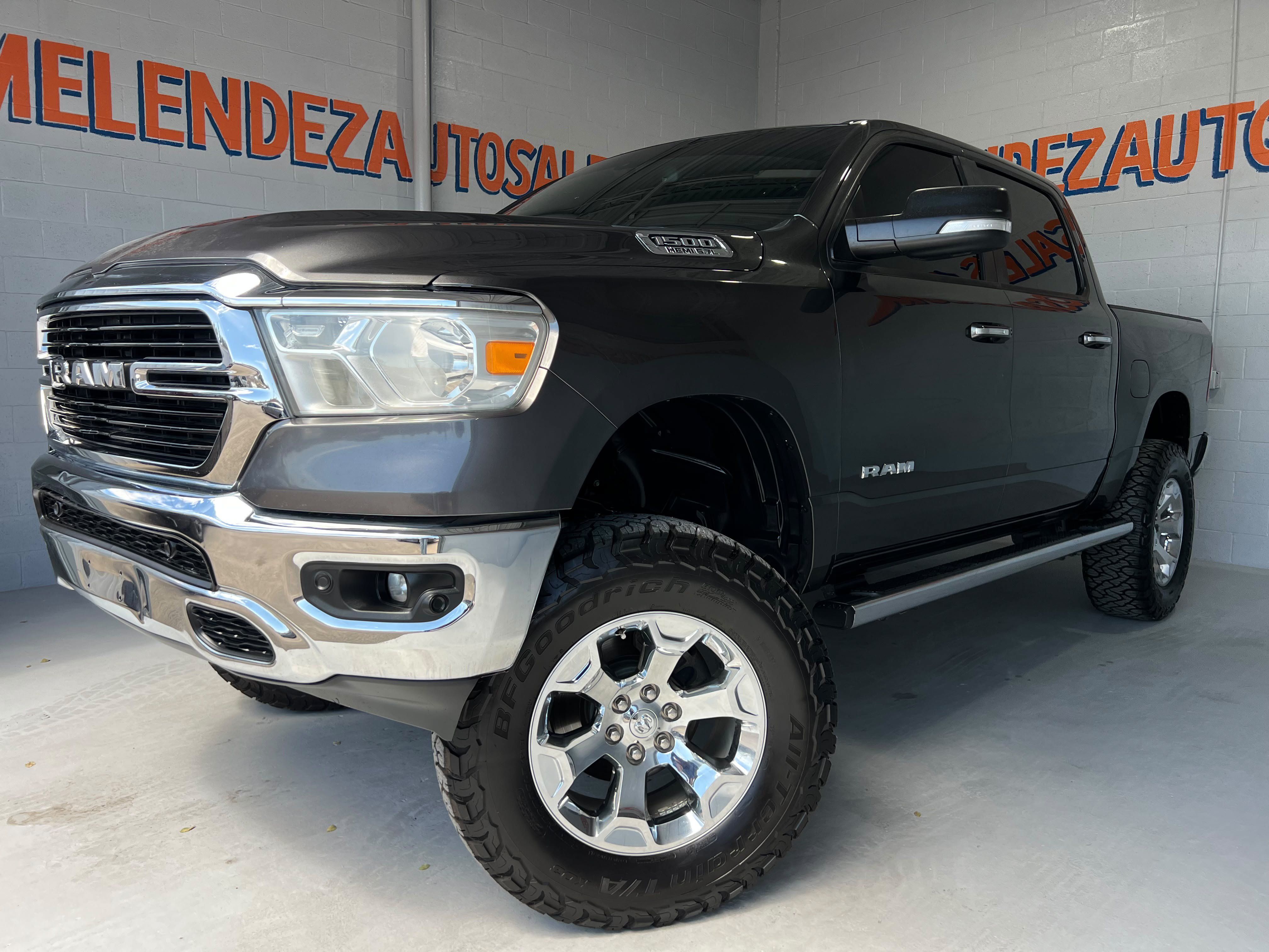 Used 2019 RAM 1500 Big Horn AWD/4WD image 1