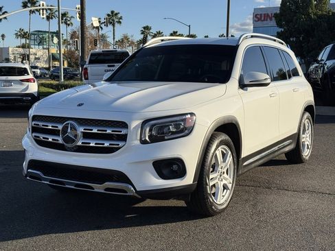 Used 2021 Mercedes-Benz GLB 250 GLB 250 image 9