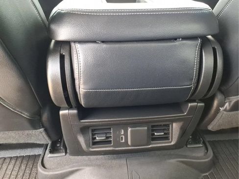 Used 2022 Chevrolet Silverado 1500 LT Trail Boss AWD/4WD image 15